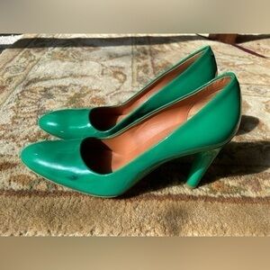 Céline Green Pumps